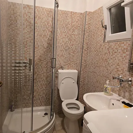 Dino Apartmán
