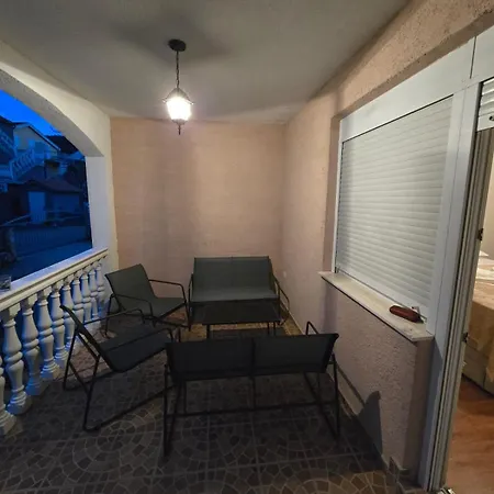 Dino Apartmán Bilice