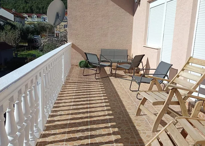 Appartement Dino Bilice